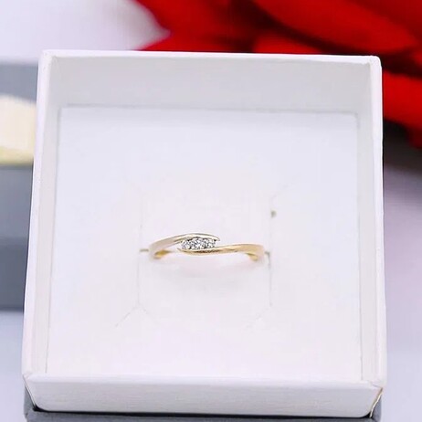 Złoty pierścionek p.585/1,26g