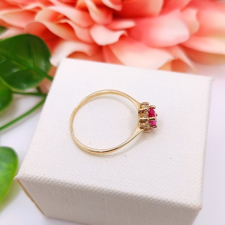 Złoty pierścionek p.585/1,37g