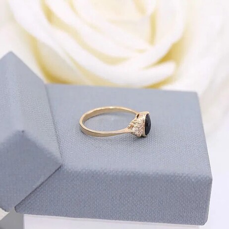 Złoty pierścionek p.585/2,05g