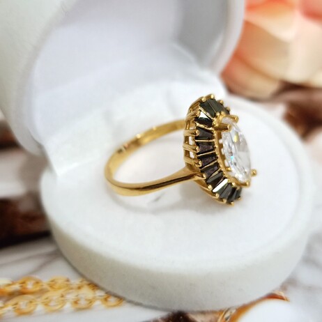 Złoty pierścionek p.585/4,28g