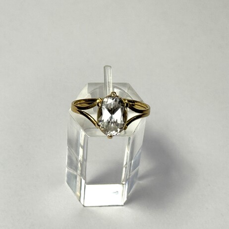 Złoty pierścionek 585/2,40g