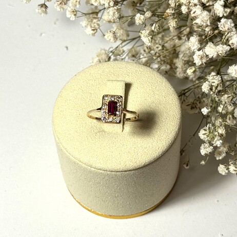 Złoty pierścionek p.585/1,83g