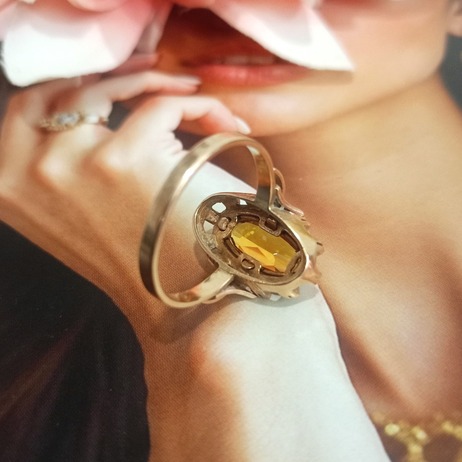 Złoty pierścionek p.585/5,38g