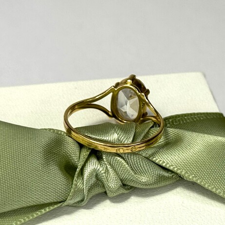 Złoty pierścionek 585/2,40g