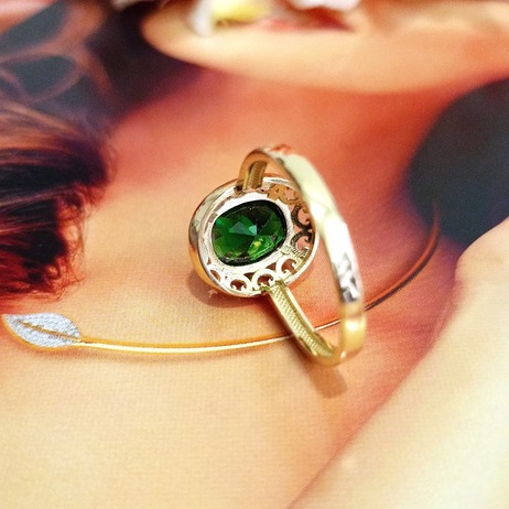 Złoty pierścionek p.585/3,23g