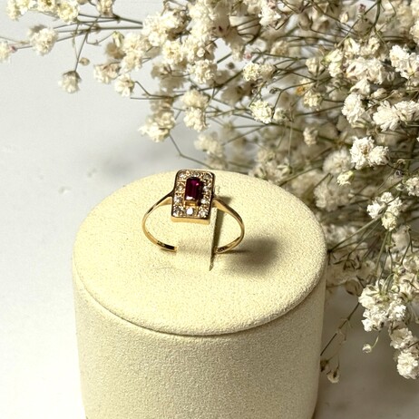 Złoty pierścionek p.585/1,83g