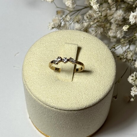 Złoty pierścionek p.585/1,53g