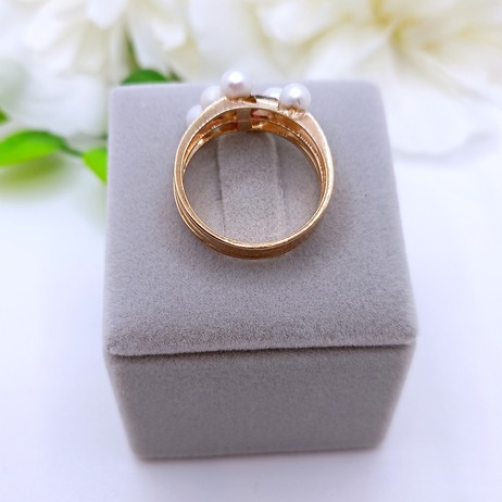 Złoty pierścionek p.585/4,42g