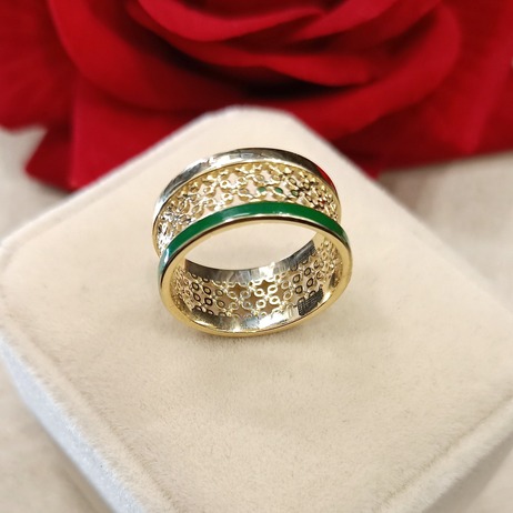 Złoty pierścionek p.585/4,04g 