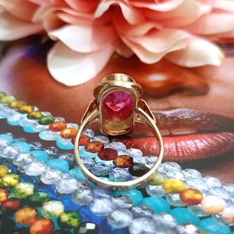 Złoty pierścionek p.583/6,17g