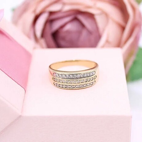 Złoty pierścionek p.585/5,57g