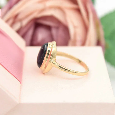 Złoty pierścionek p.585/4,10g