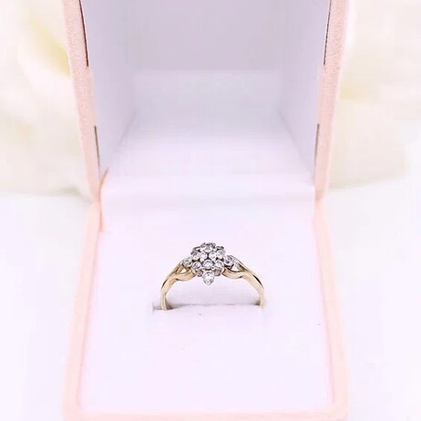 Złoty pierścionek p.333/1,86g