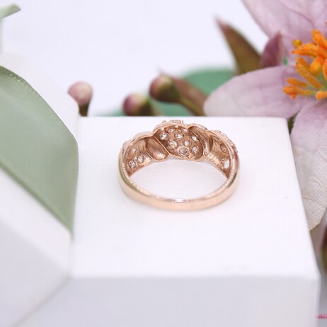 Złoty pierścionek p.585/3,46g z cyrkoniami