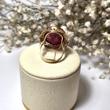 Złoty pierścionek p.585/14,16g