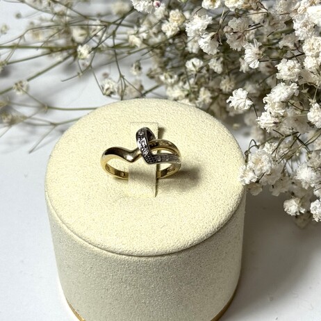 Złoty pierścionek p.585/2,38g