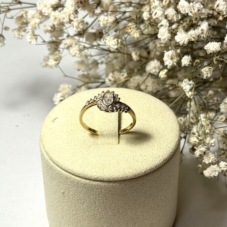 Złoty pierścionek p.585/1,86g