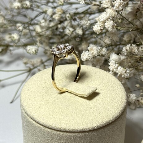 Złoty pierścionek p.585/2,10g