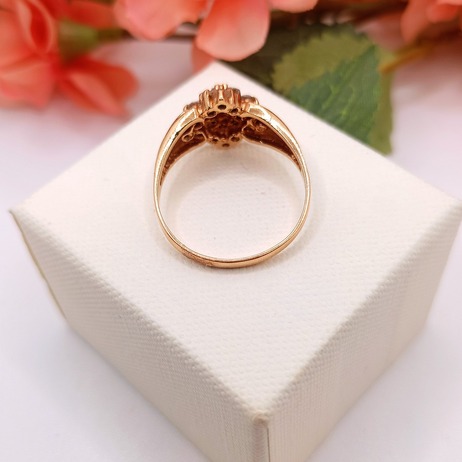 Złoty pierścionek p.585/4,76g 