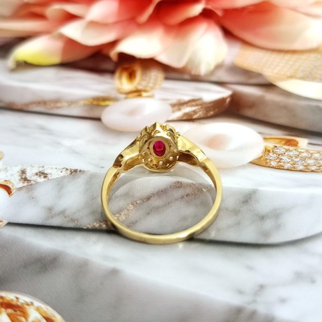 Złoty pierścionek p.585/2,41g