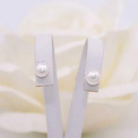 Złote kolczyki p.585/0,90g