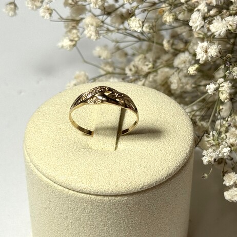 Złoty pierścionek p.585/1,53g