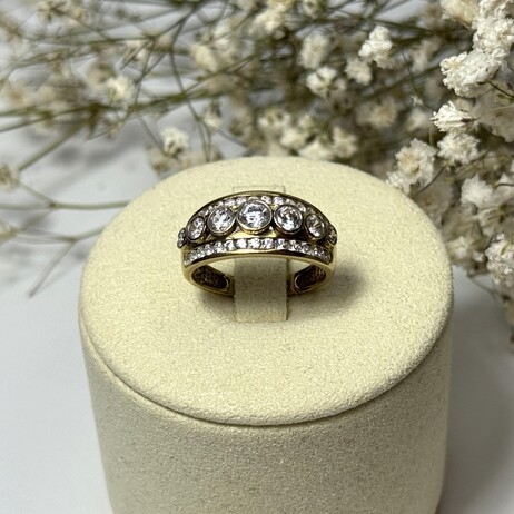 Złoty pierścionek p.375/3,40g