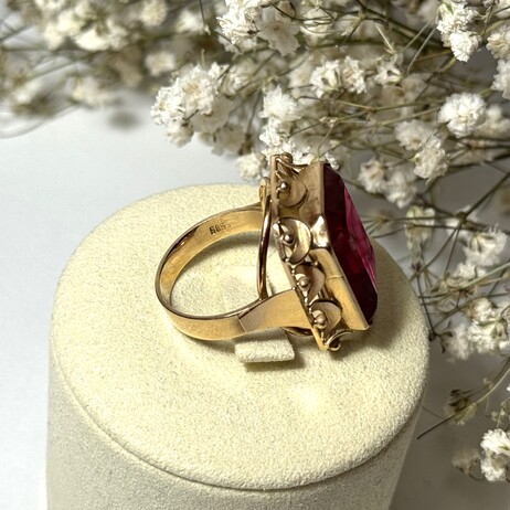 Złoty pierścionek p.585/11,16g