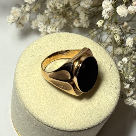 Złoty pierścionek p.585/9,25g