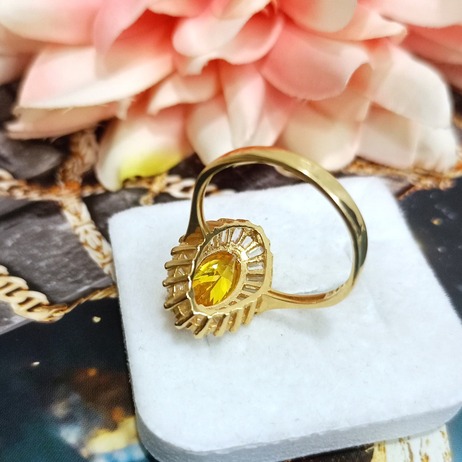 Złoty pierścionek p.585/4,32g