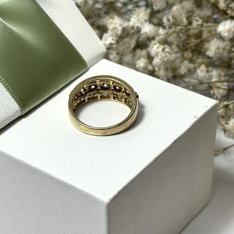 Złoty pierścionek p.375/3,40g