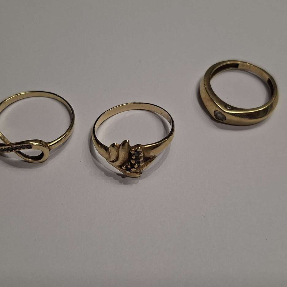 1 AUKCJA P961/2026 4,45g/14 K, 2,13g/8K