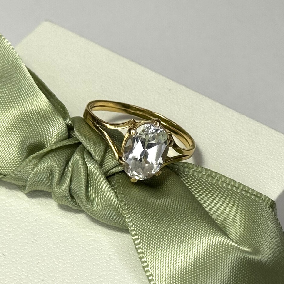 Złoty pierścionek 585/2,40g