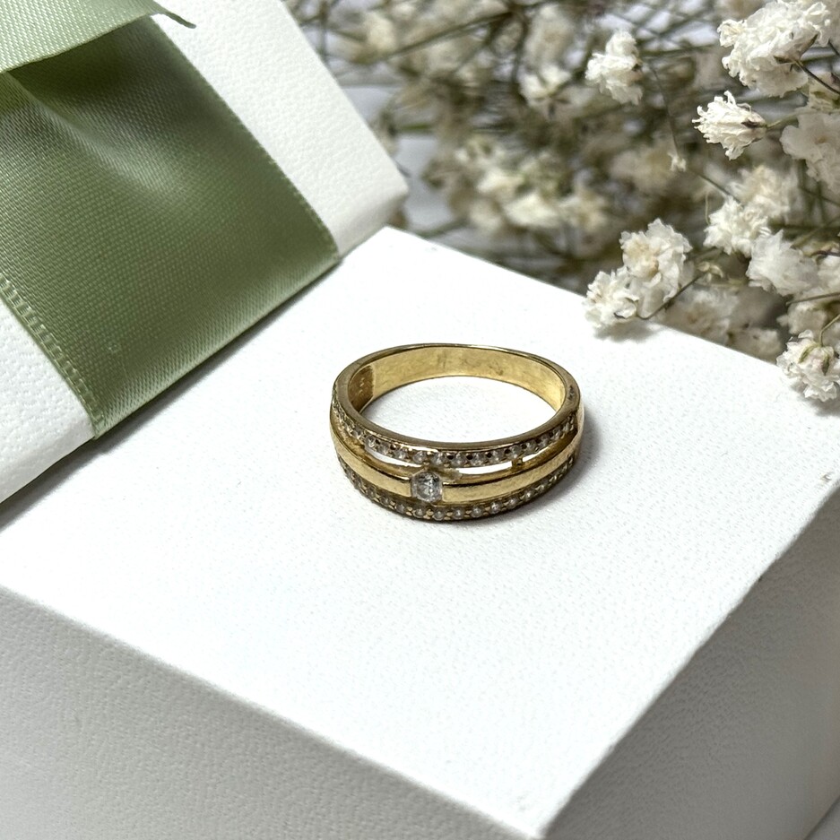 Złoty pierścionek p.333/2,57g