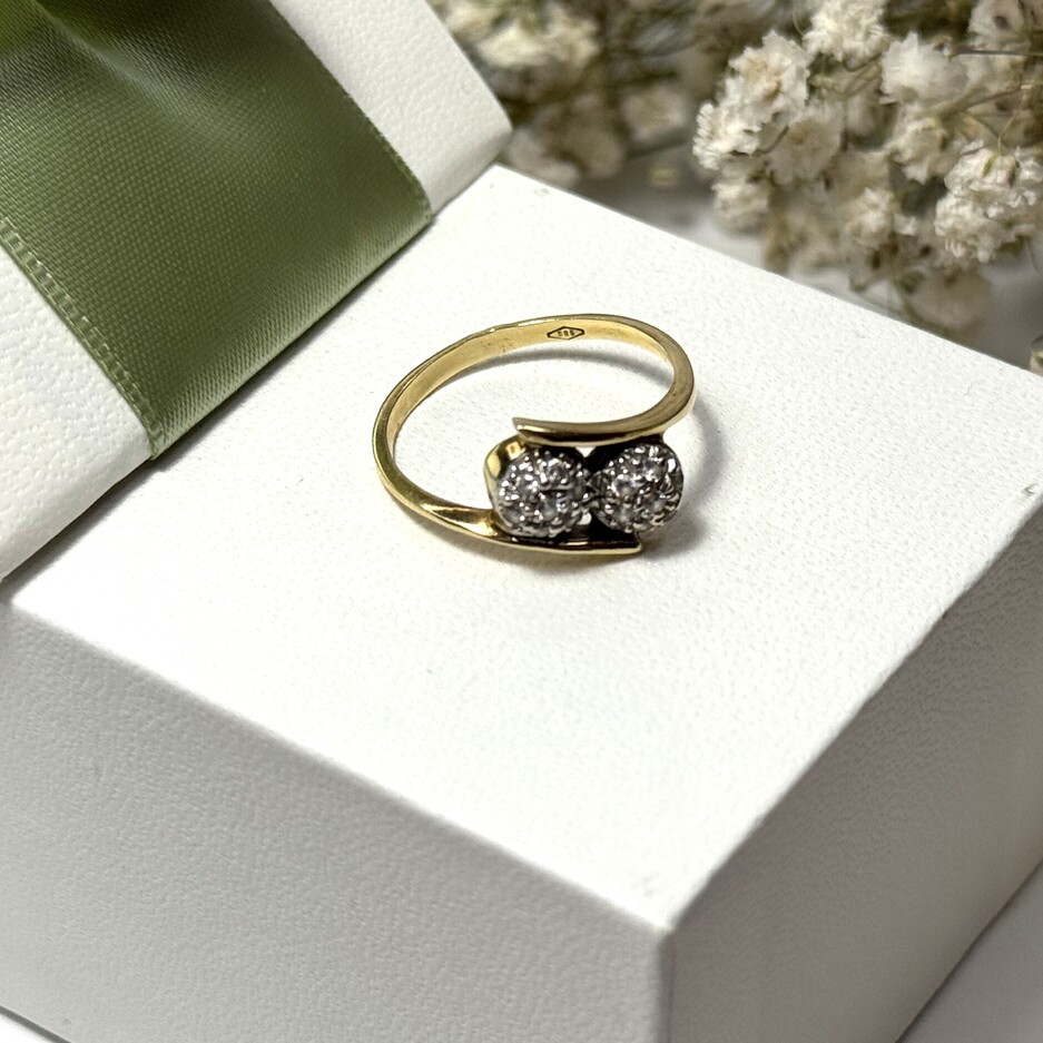 Złoty pierścionek p.585/2,76g