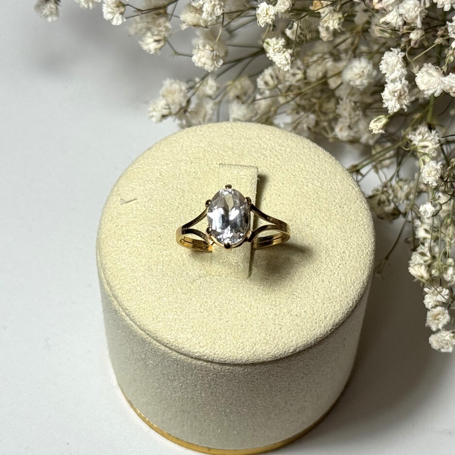 Złoty pierścionek p.585/2,40g