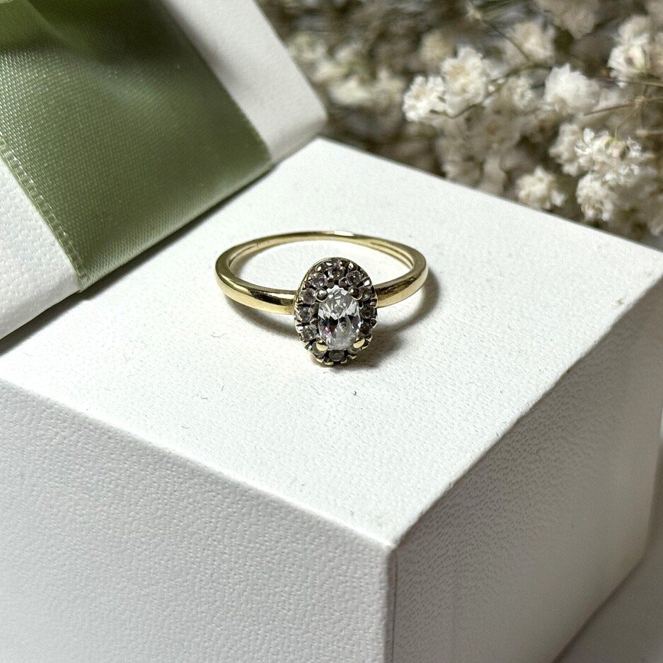 Złoty pierścionek p.585/2,52g