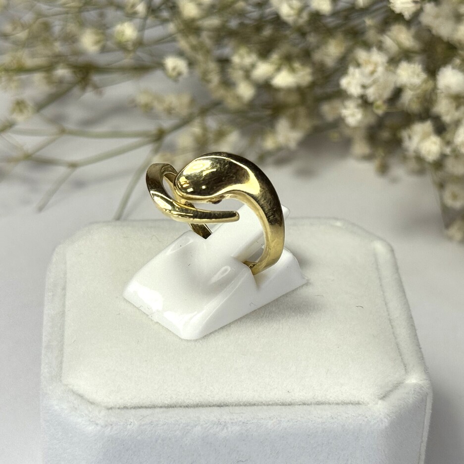 Złoty pierścionek 585/3,28g