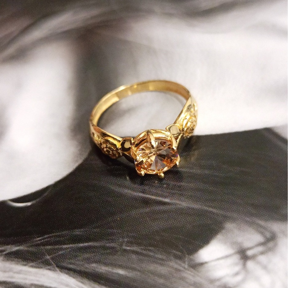 Złoty pierścionek p.585/2,28g