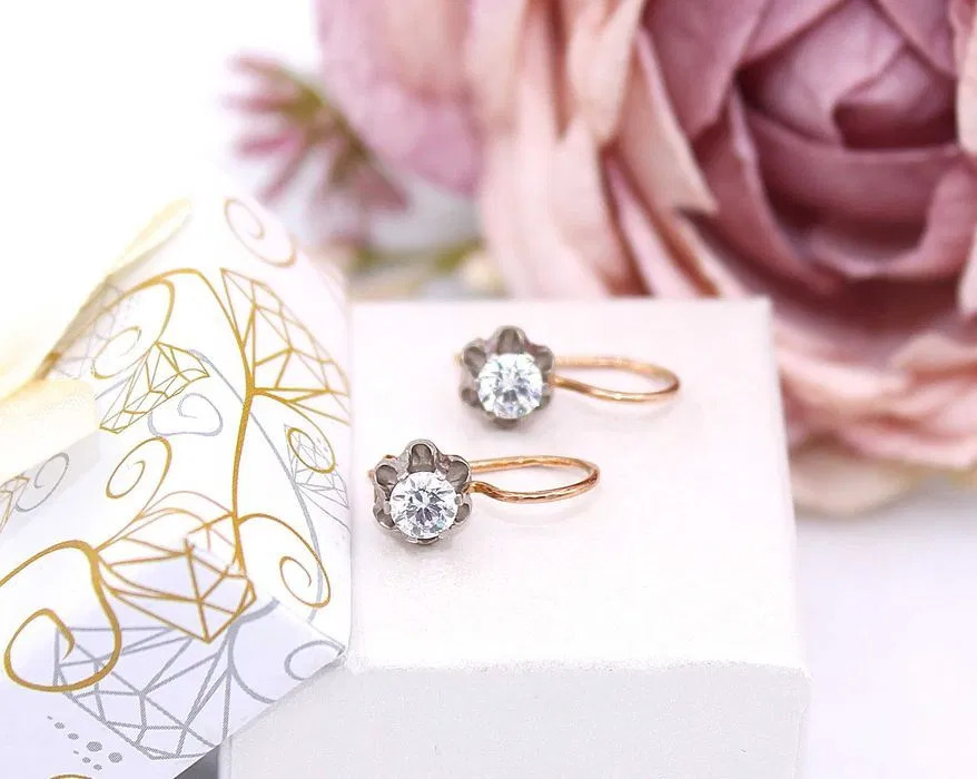 Złote kolczyki p.585/2,10g