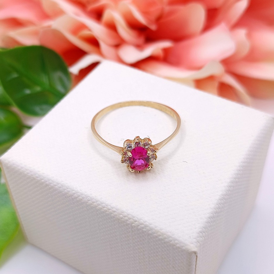 Złoty pierścionek p.585/1,37g