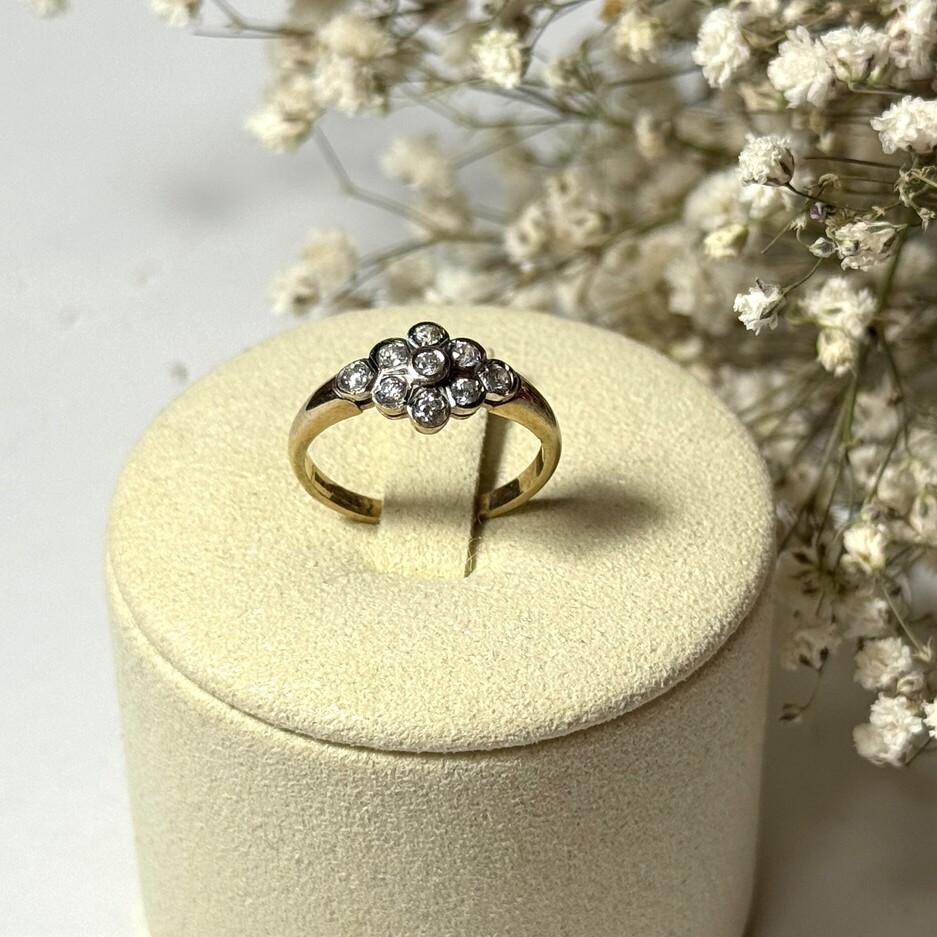 Złoty pierścionek p.585/3,03g