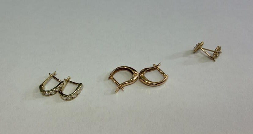 1 AUKCJA P563/2026 Złoto używane 2,15g/14K i 9K