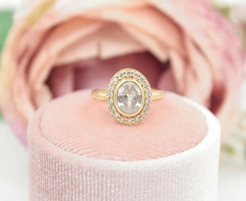 Złoty pierścionek p.333/2,18g