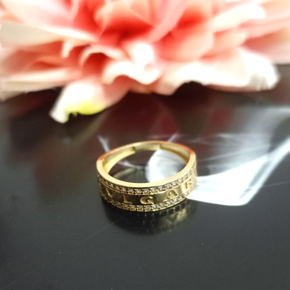 Złoty pierścionek p.585/2,80g