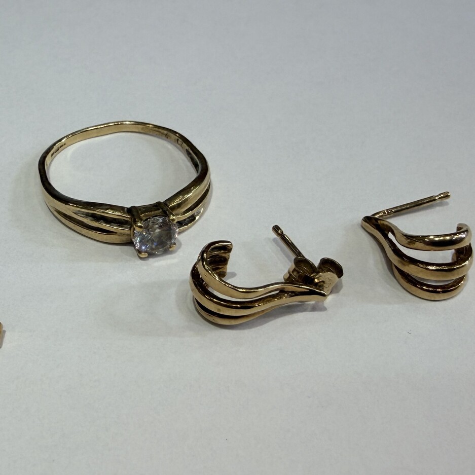 1 AUKCJA P165/2026 Złoto używane 3,29g/9K