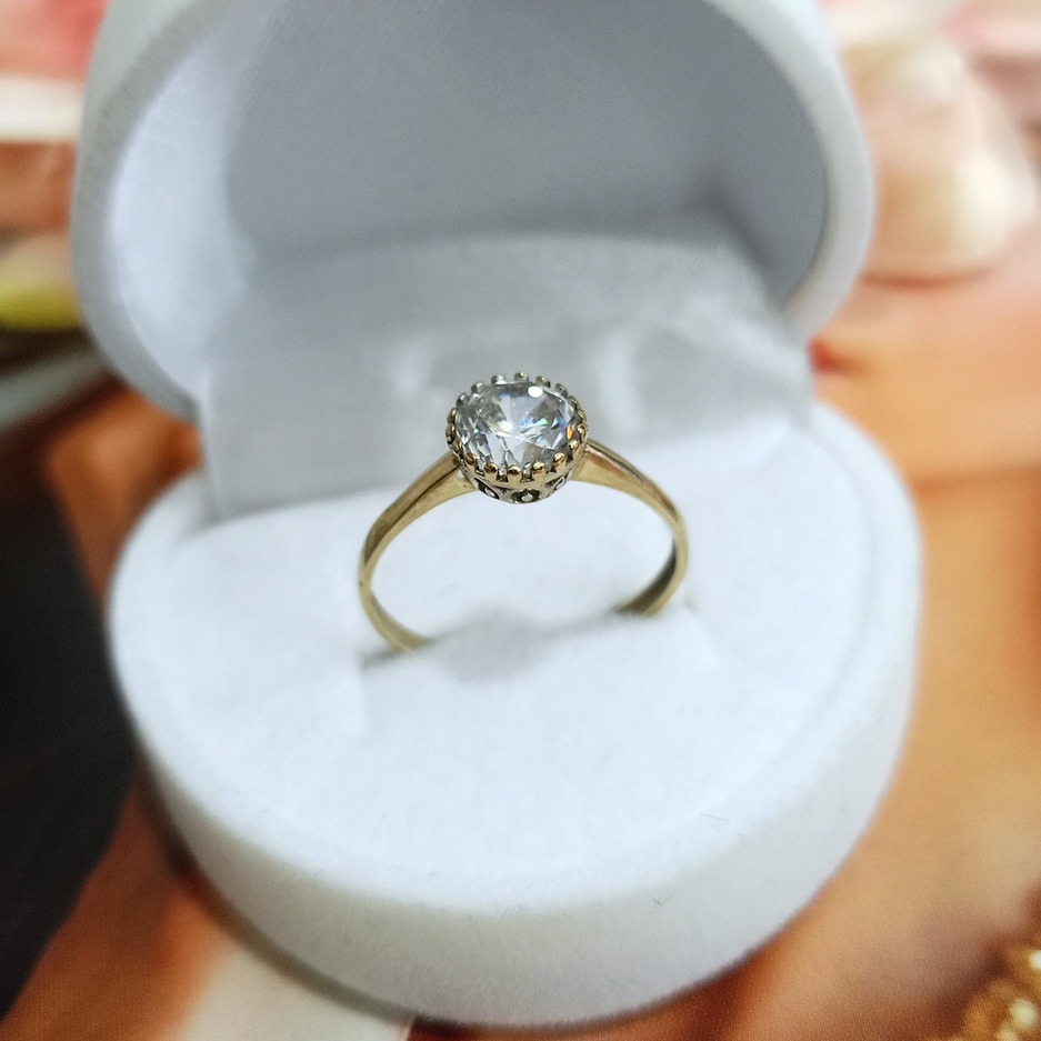 Złoty pierścionek p.333/1,28g