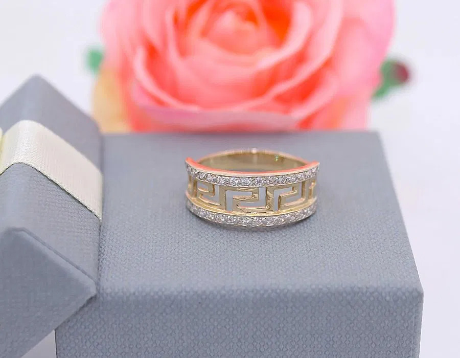 Złoty pierścionek p.585/3,64g