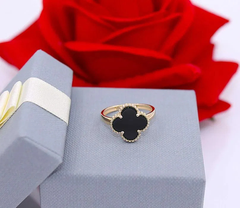 Złoty pierścionek p.585/2,57g