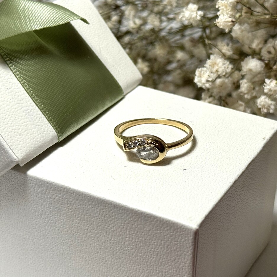 Złoty pierścionek p.585/2,48g